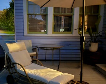 Rattan vintage sun lounger