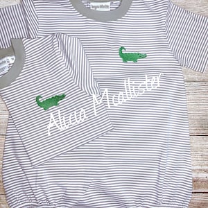 Gator tee or t shirt bubble