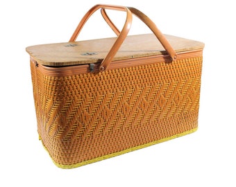 Vintage Redmon Picnic Basket