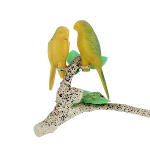 Vintage Parrot Salt and Pepper Shakers image 6