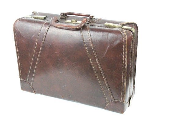 Vintage Brown Leather Suitcase / Luggage - image 3