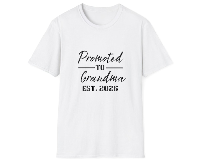 Promoted to Grandma Est. 2026 T-Shirt | Pregnancy Announcement, Grandma Shirt