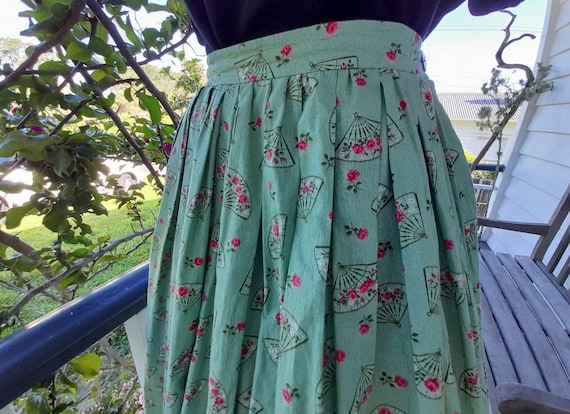 Vintage Volup 1950s Full Novelty Print Cotton Skir