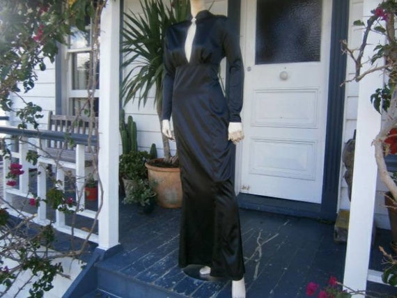 Wheels & Doll Baby - Volup 1940s Black Satin Gown