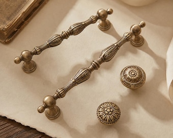 Antique Brass Cabinet Knobs and Pulls, Vintage Floral Drawer Handles, Ornate Dresser Hardware, French Style Cabinet Hardware
