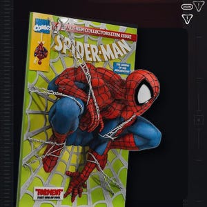 Peut inclure: Une affiche 3D représentant une couverture de bande dessinée Spider-Man intitulée Torment Part One of Five. L'illustration montre Spider-Man en costume rouge et bleu accroupi sur une toile blanche sur fond vert citron avec le logo Marvel Comics.