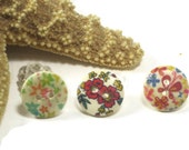 Summer Toe Rings, Stretch Toe Ring, Set of 3 Floral Button Toe Rings, Summer Trends, One Size Fits Most