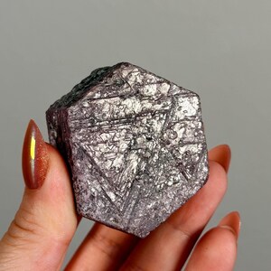 Rubi bruto de coríndon com marcadores - 200g | Cristais, pedras preciosas, chakra, reiki, presente calmante