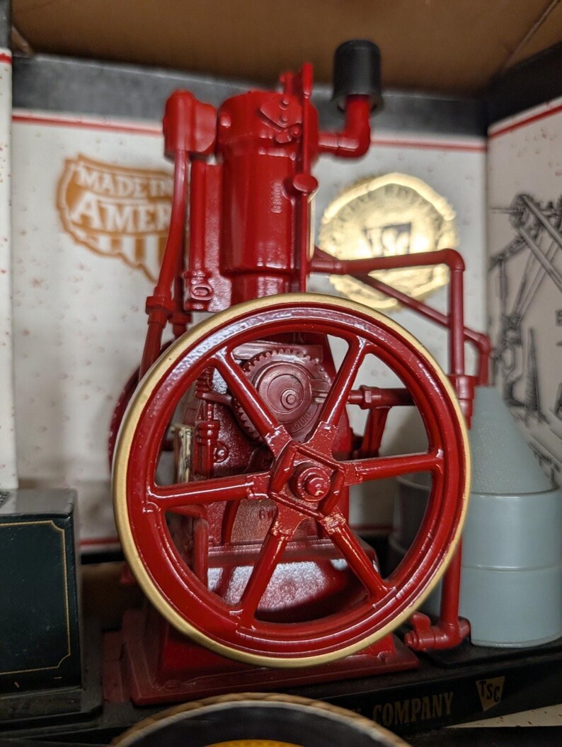ERTL 1/8 IHC Famous Vertical Engine Die-cast TSC Special Edition Nib ...