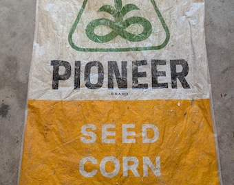 Vintage Pioneer Seed Corn Plastic Advertising Bag Sack Promotional Trade Show
