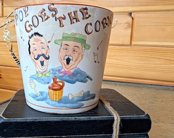 Vintage Tilso Japan Keramik-Popcorneimer „Pop Goes the Corn“ mit Weidenkorb
