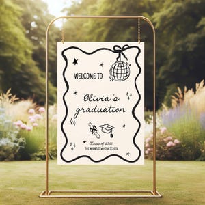 Festa di Laurea, cartello di benvenuto da stampare in stile whimsical, disegnato a mano editabile e personalizzabile