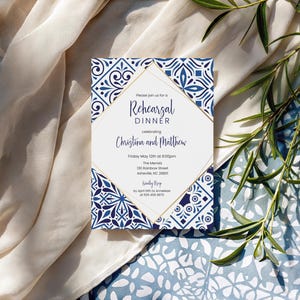 Invito con maioliche blu, elegante e moderno, template da personalizzare e stampare