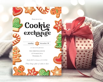 Könnte beinhalten: Eine weiße Einladungskarte mit einem festlichen Cookie-Austausch-Thema. Die Karte zeigt eine Vielzahl von Lebkuchen, darunter einen Lebkuchenmann, einen Zuckerstock, einen Fäustling und eine Schneeflocke. Der Text auf der Karte lautet "Bitte nehmen Sie an unserem Cookie-Austausch teil, Sonntag, 10. Dezember, um 17:00 Uhr nachmittags, THE CHRISTMAS HOUSE, 123 Wonderful Drive, Philadelphia, PA. Bitte melden Sie sich bei Emma unter 333 567890 an. Bitte bringen Sie eine Platte mit Keksen zum Teilen mit."