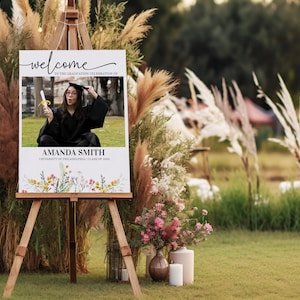 Festa di Laurea, cartello di benvenuto da stampare con fotografia, floreale wildflowers, editabile e personalizzabile