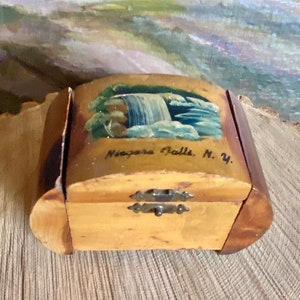 Hand Painted Niagra Falls, NY Wooden Box-Rustic-Cabin Decor-Collectibles-Souvenir-Trinket Box-Ring Box