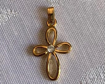 Small Gold Toned Cross-Crystal in the Center-Modern