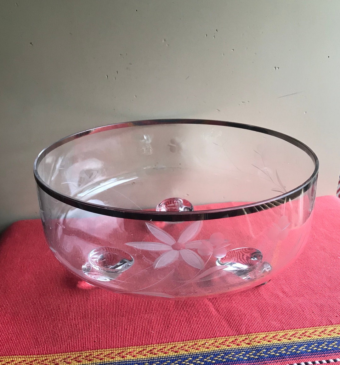 Delicate Crystal Serving Bowlthree Footed Bowlsalad Bowletched