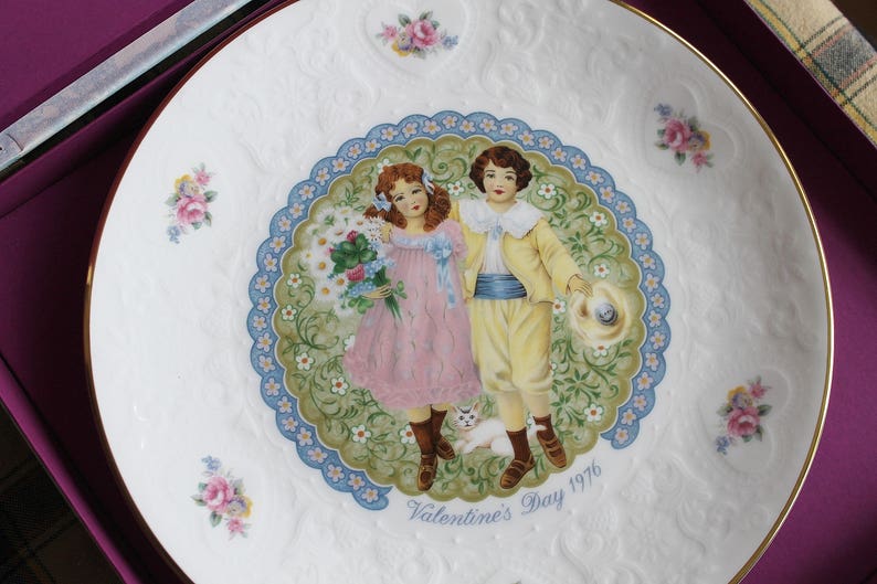 Royal Doulton Valentine's Day Plate 1976 Collectibles Etsy