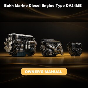 Op de afbeelding: Drie Bukh scheepsdieselmotoren van verschillende groottes op een rij, waarbij de grootste aan de linkerkant een opvallende witte koelventilator heeft. De tekst "Bukh Marine Diesel Engine Type DV24ME" staat bovenaan en "OWNER'S MANUAL" op een gele knop.
