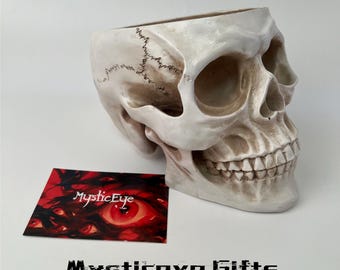 Skull Planter Pot, Cracked Resin Skull Vase, Gothic Desk Storage Container, Spooky Halloween Decor, Oddity Dark Aesthetic Home Ornament