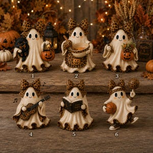 Simpatico blocco di legno a forma di fantasma di Halloween, statuetta di fantasma con fiocco leopardato, decorazione autunnale per vassoio a più livelli, spettrale targa di legno da tavolo/mensola a forma di fantasma