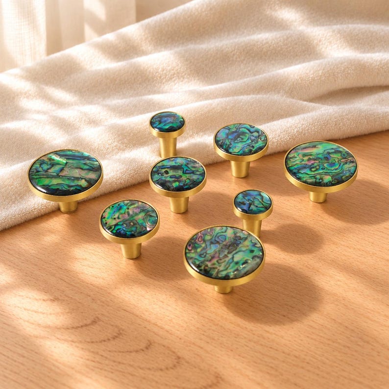 Abalone Shell skåpknoppar, skimrande byråknoppar, möbelbeslag i mässing bild 5