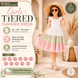 Könnte beinhalten: Ein digitales Schnittmuster für ein gestuftes Sommerkleid mit weißem Oberteil, einem salbeigrünen Mittelteil und einem hellrosa Unterteil. Die Grafik enthält den Text: Girls Tiered Summer Dress, A4, A0, US Letter und Größen von 6M bis 10Y.