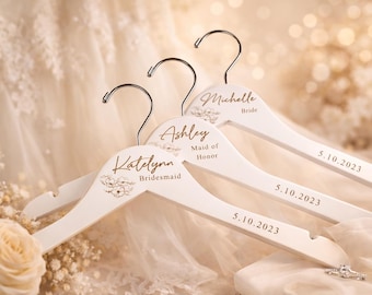 Percha de novia personalizada: percha para vestido de novia con nombre y fecha. Accesorio fotográfico y regalo para novia. Accesorios de boda.