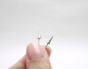 Spike stud earrings - sterling silver points - simple edgy - minimal jewelry
