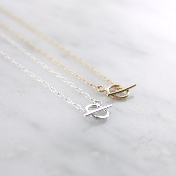 Tiny toggle chain necklace - gold silver - minimal simple chain - clasp necklace - dainty everyday illusy