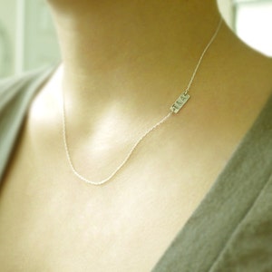 Initial tag necklace - small tag personalized - stamped jewelry - silver tag necklace - dainty minimal illusy