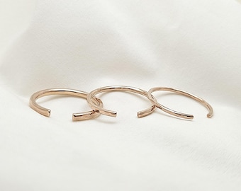 Anillo de puño martillado - Anillo abierto - Anillo de puño - Anillo espaciador - Anillo de puño de oro - Anillo de puño de plata - Anillo delicado - illusy