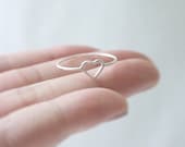 Heart ring - Open heart ring - Silver heart ring - Dainty heart - Love ring - Minimal illusy