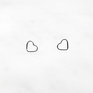 Tiny heart studs - silver heart earrings - heart outline - open heart - delicate dainty illusy