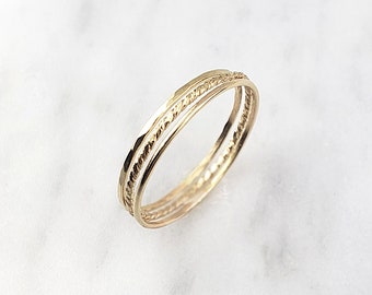 Daily ring set - three ring set - gold ring set - silver ring set - twist band - facet band - thin band - dainty ring set - illusy