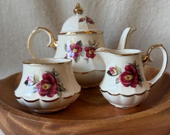 Vintage Sadler 3260 Carousel Tea Set Teapot Creamer Sugar Bowl Red Roses Gold Trim England