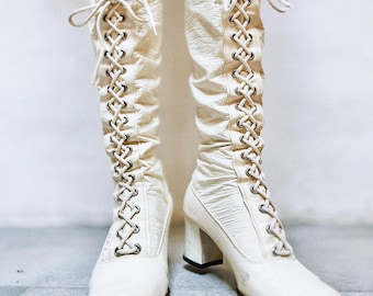 Vintage 1960s Italian Boots • White Mod Lace Ups • Knee High Vinyl Boots • Space Age GoGo