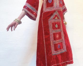 Vtg 60s Pakistani Velvet Dress • Bell Sleeves • Mirror Embroidery • Hippie Trail Heirloom • Bohemian Folk • Rare Collector’s Piece