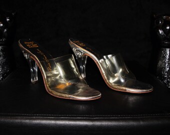 Peek-A-Boo-50s 60s Clear Lucite and Silver Carved Heels Mules Slip-Ons