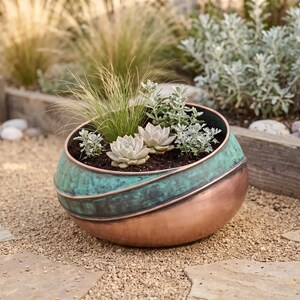 Kupferner Gartenpflanzkübel, handgefertigte moderne Terrassentöpfe