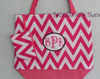 Beach Bags- Personalized Canvas tote Bags- Monogram Chevron Bags - Teacher gifts= Beach Bags- BridesMaid gifts