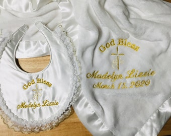 Baptism blanket and bib set In white or ivory set, Personalized white christening blanket, Custom  baptism sets,  Christening Bibs