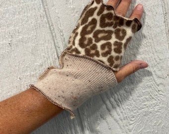 Cream Leopard print and black SHORTIES,  cashmere wrist warmers, 100 percent cashmere, arm warmers, 7.5 inch, reversible