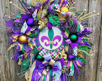 Mardi Gras Wreath, wreath for Mardi gras, carnival season wreath, wreath for Fat Tuesday, Mardi Gras wreath with a sign