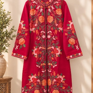 Kashmiri broderad lång jacka, handgjord Aari arbetsrock, traditionell Kashmiri ulljacka, blombroderad damjacka
