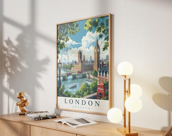 Puede incluir: Una lámina de arte mural vertical enmarcada que presenta una colorida ilustración del horizonte de Londres, incluyendo el Big Ben, el Parlamento y el London Eye sobre el río Támesis, con el texto LONDON ENGLAND impreso en la parte inferior.