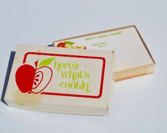 Vintage Recipe Cards: Box of Current Apple Recipe Cards
