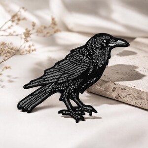 Raven Embroidered Patch, Gothic Crow Iron On Sew On Applique, Black Bird Badge for Jacket, Backpack, Hat, Punk Rock, Halloween & DIY Gift
