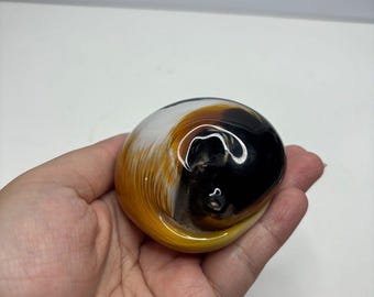 Nunwell Signed Orange White & Black swirl Glass Cat Paperweight Figurine
